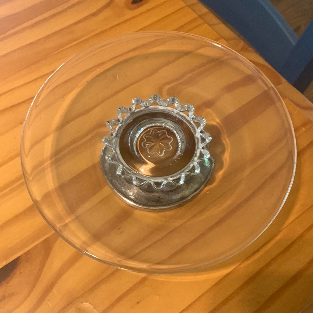 Small cake plate